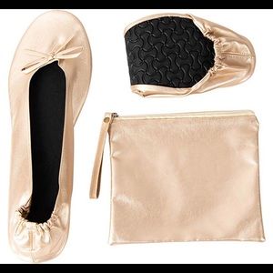 Foldable ballet flats